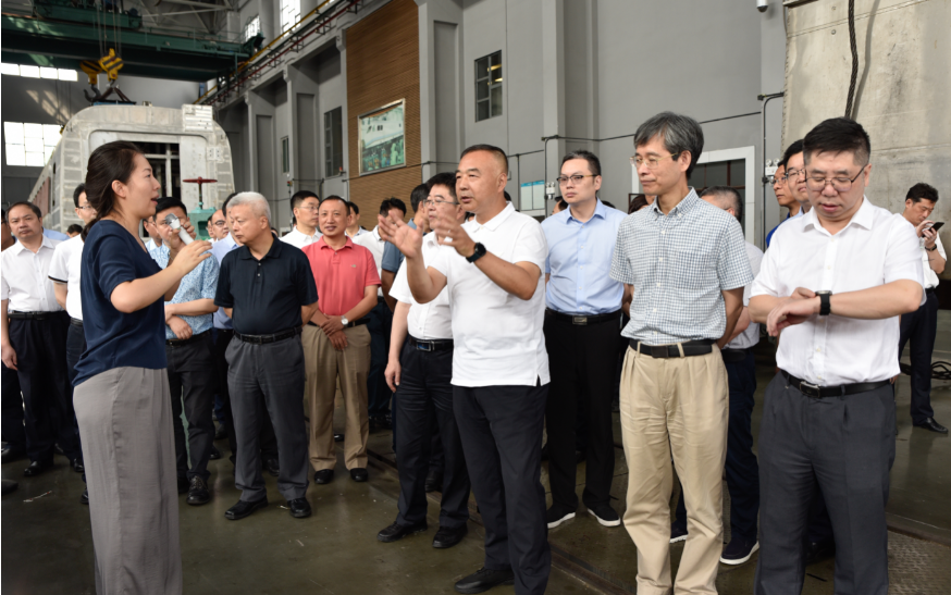 2021年重庆市高校领导干部暑期读书班在成都举行