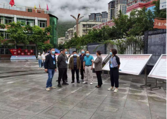泸定丨上下联动 为新学期护航