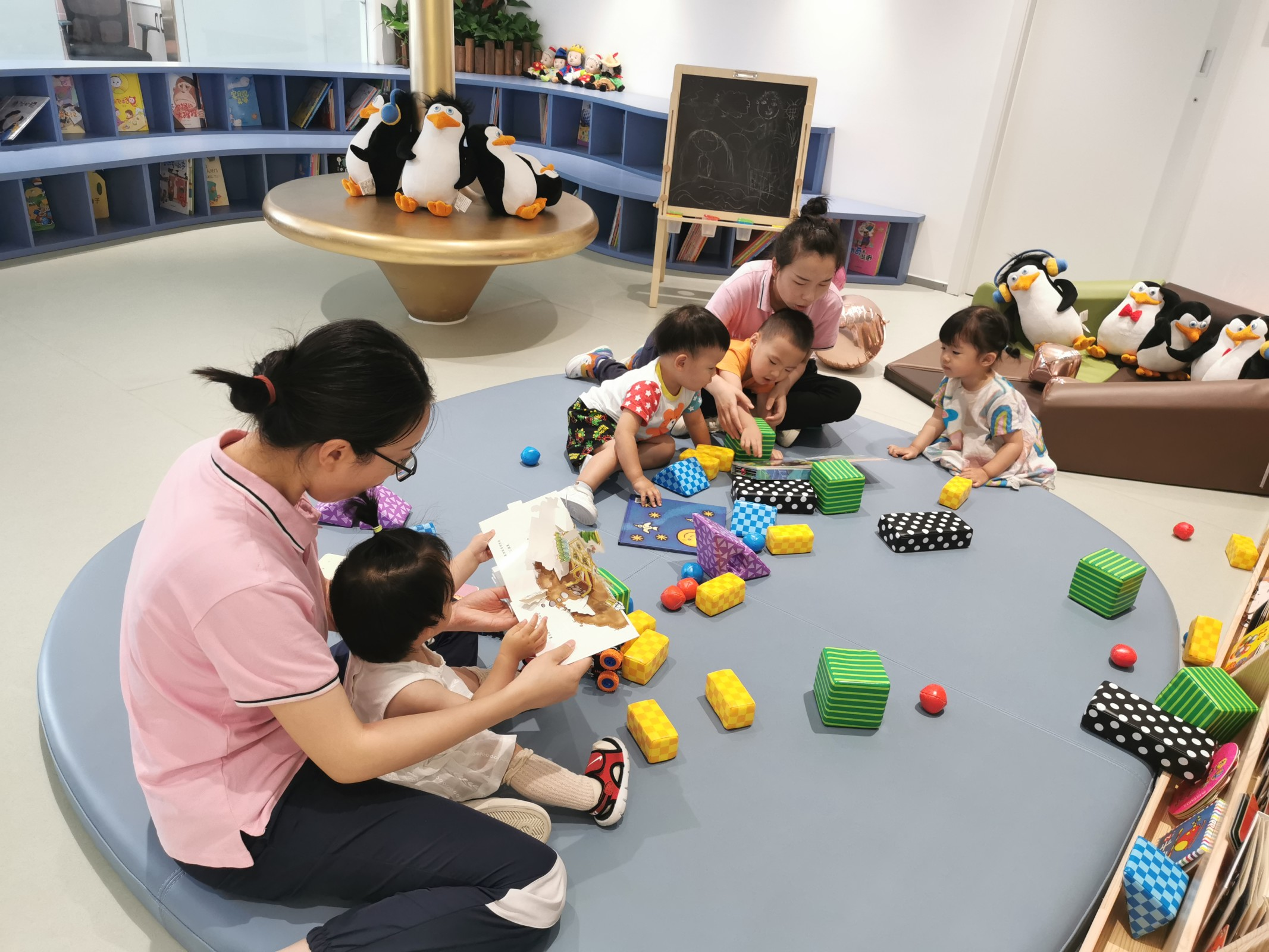 成都市高新区:从“幼有所育”到“幼有好育”