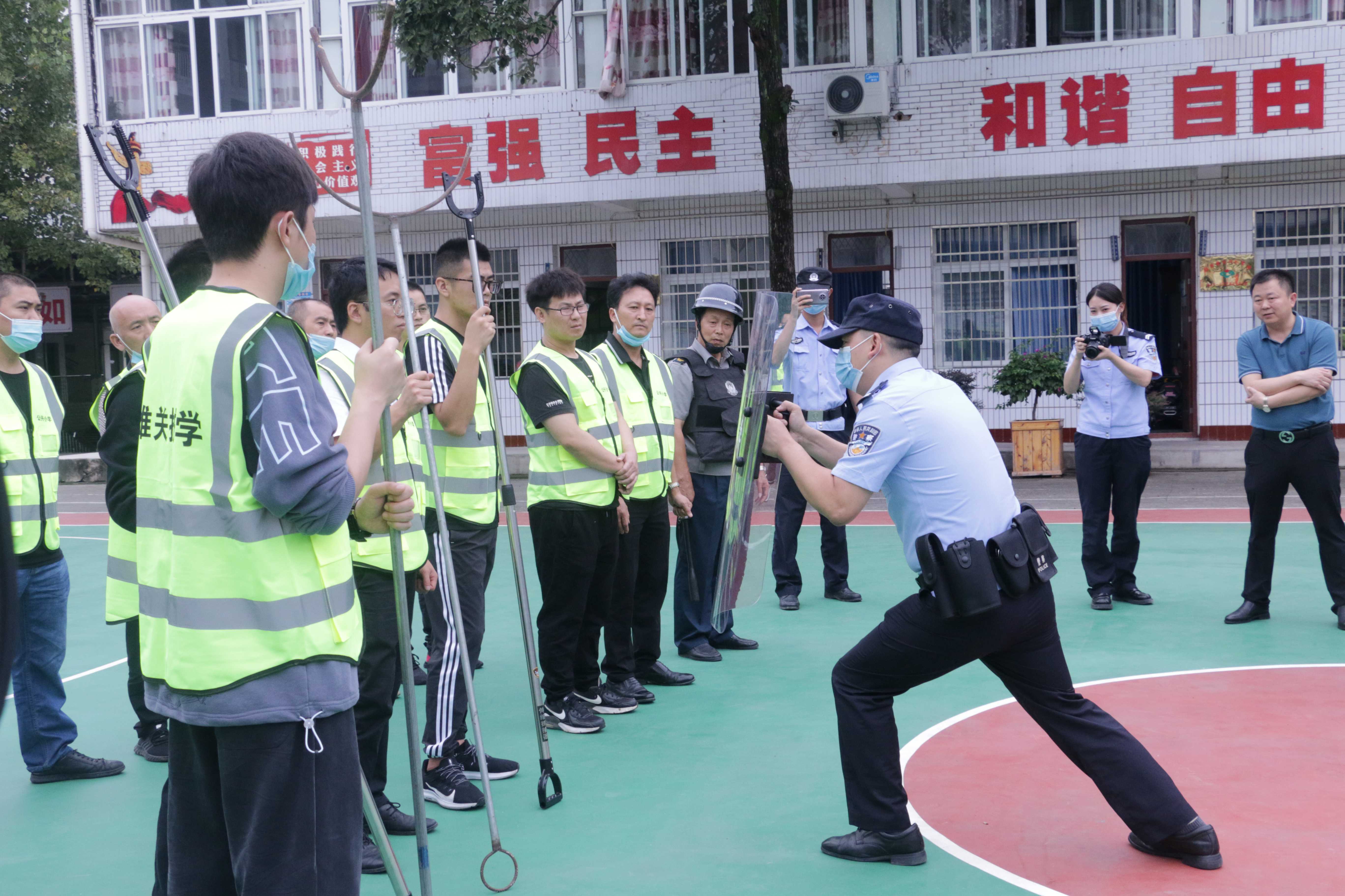 剑阁2.jpg 剑阁2.jpg