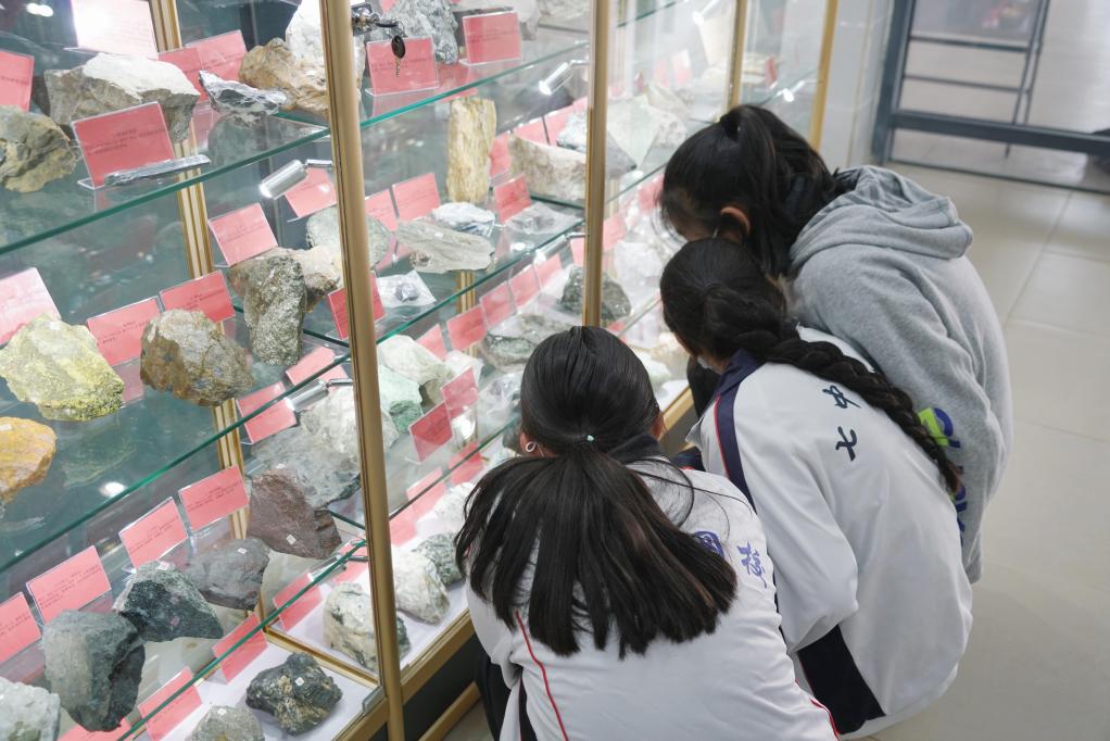 得荣3.jpg 得荣3.jpg