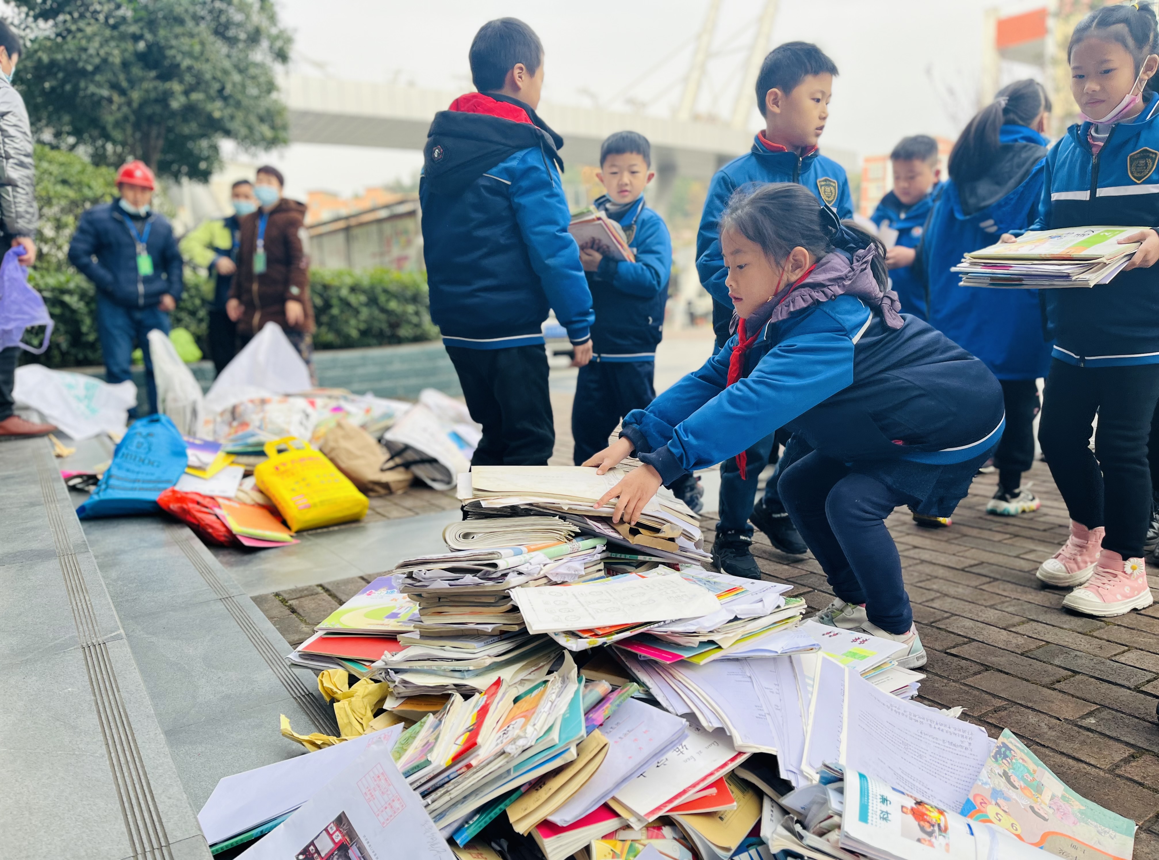 广元市八二一中学 “一木环保”校园公益活动启动