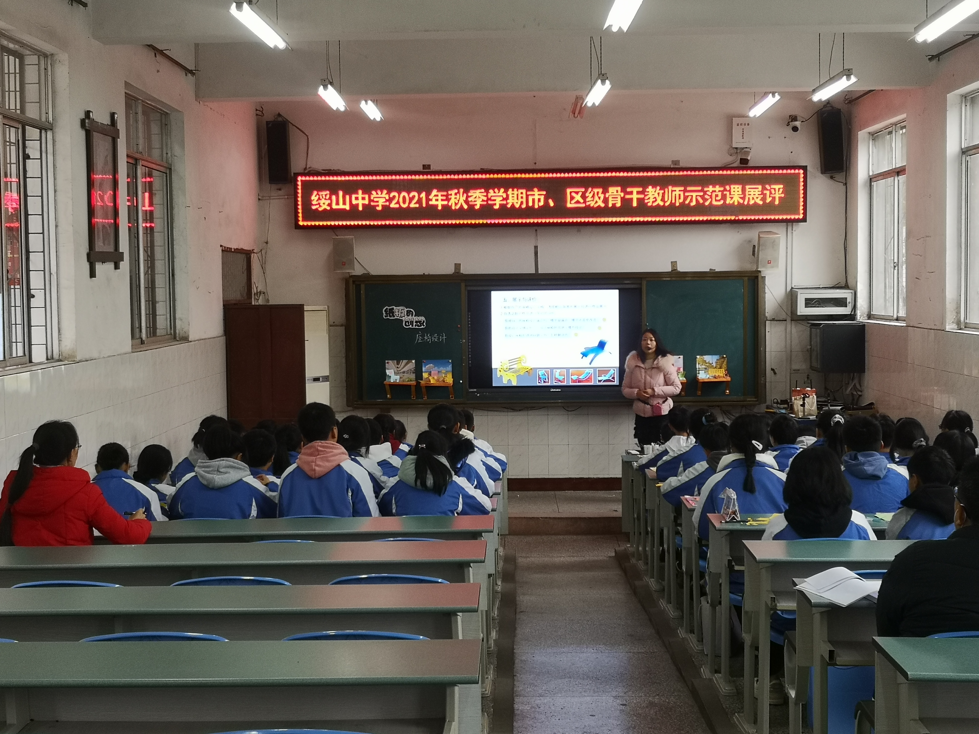 罗云.jpg 罗云.jpg