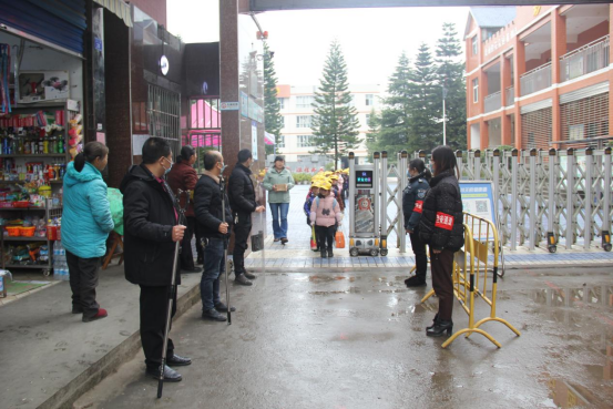 平昌县元石小学:四举措开展校园周边环境综合治理活动