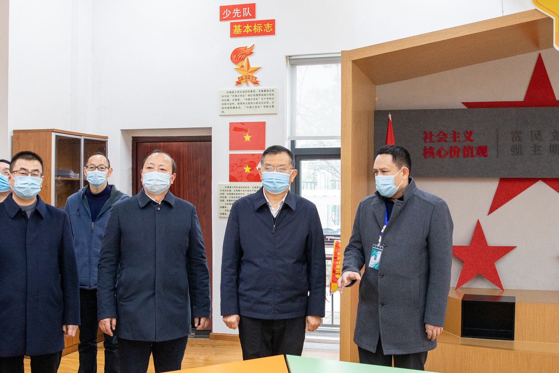 李建勤赴乐山市调研中小学开学和职业教育工作