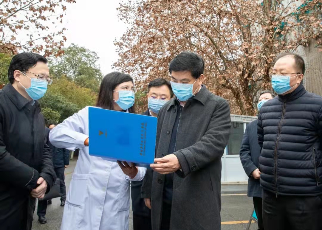 罗强在德阳、成都检查学校开学和疫情防控工作