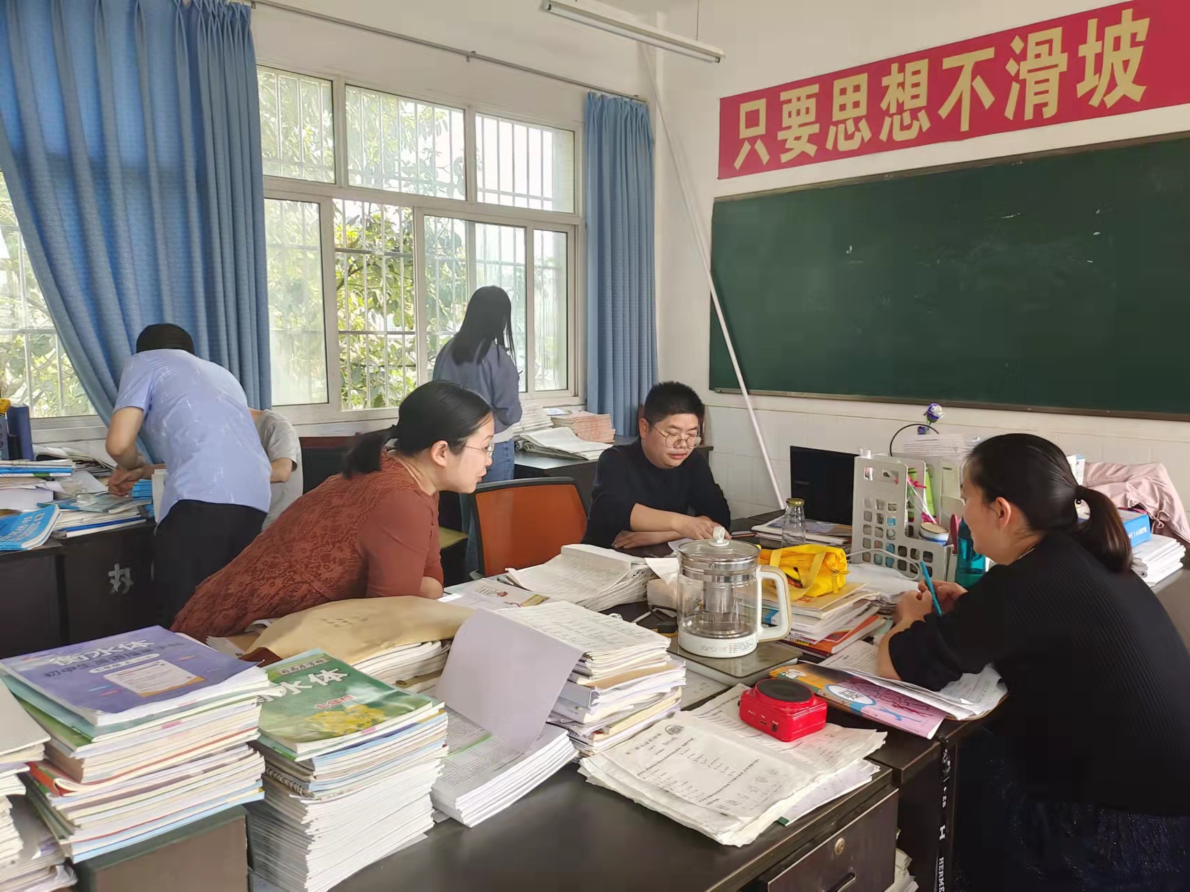 三台县芦溪初中教育联盟开展“双减”背景下提质增效专项督导检查