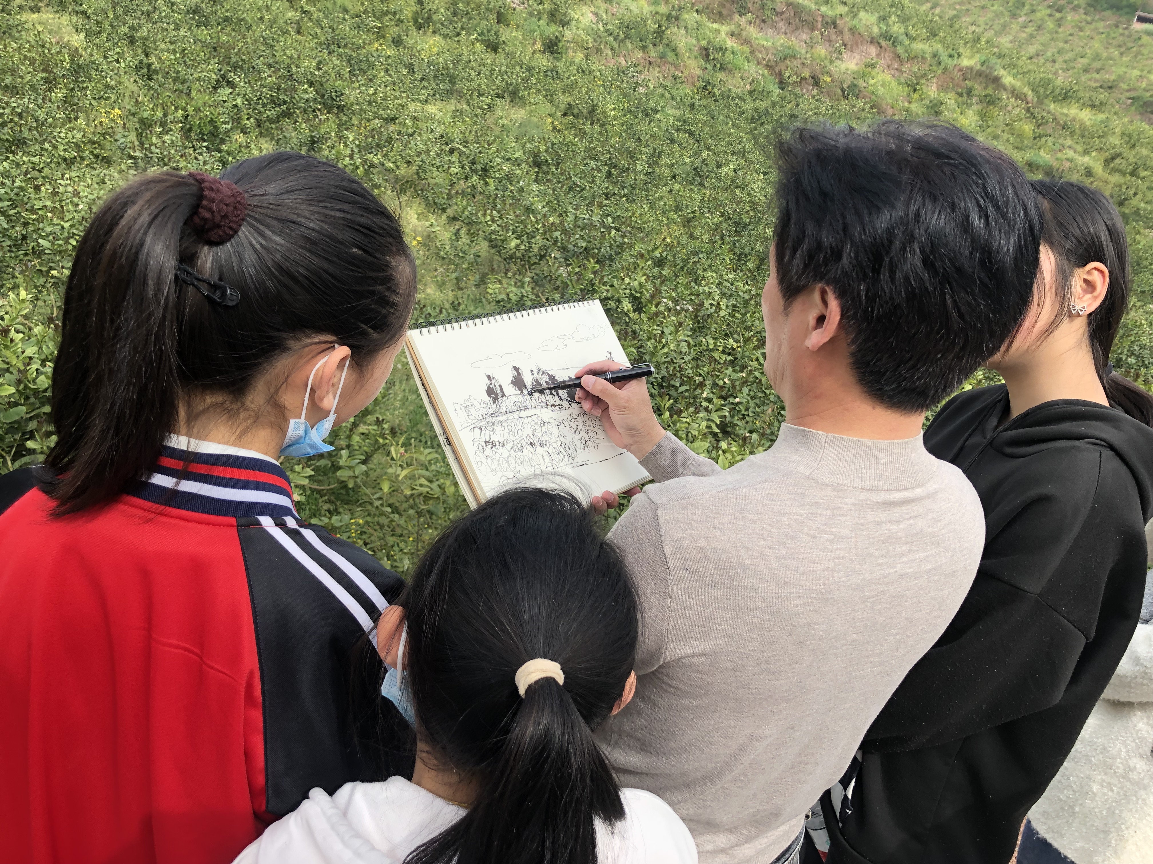 厚植学生乡土情怀，富顺县新雨九年制学校开展特殊的实践课
