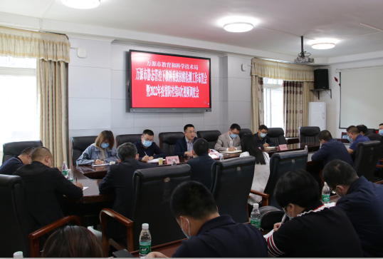 万源市教科系统全力做好静态管理下的师生核酸检测