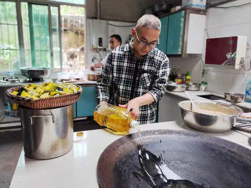 高县硕勋中学:创新教研模式,赋能教师成长