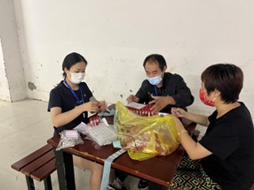 内江二幼园长刘丽娜:“能为战‘疫’出份力,感觉一切都值得”