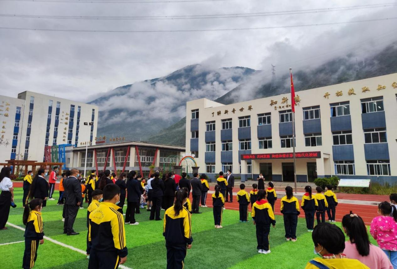 泸定县特殊教育学校实现复学复课
