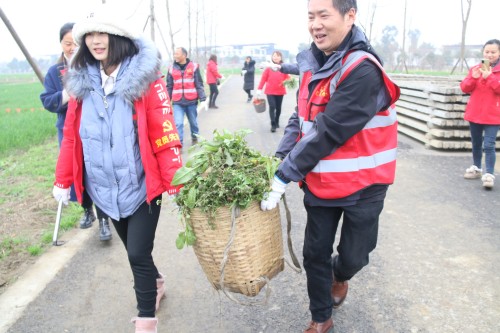 2.17劳动实践 (109)_副本.jpg 2.17劳动实践 (109)_副本.jpg