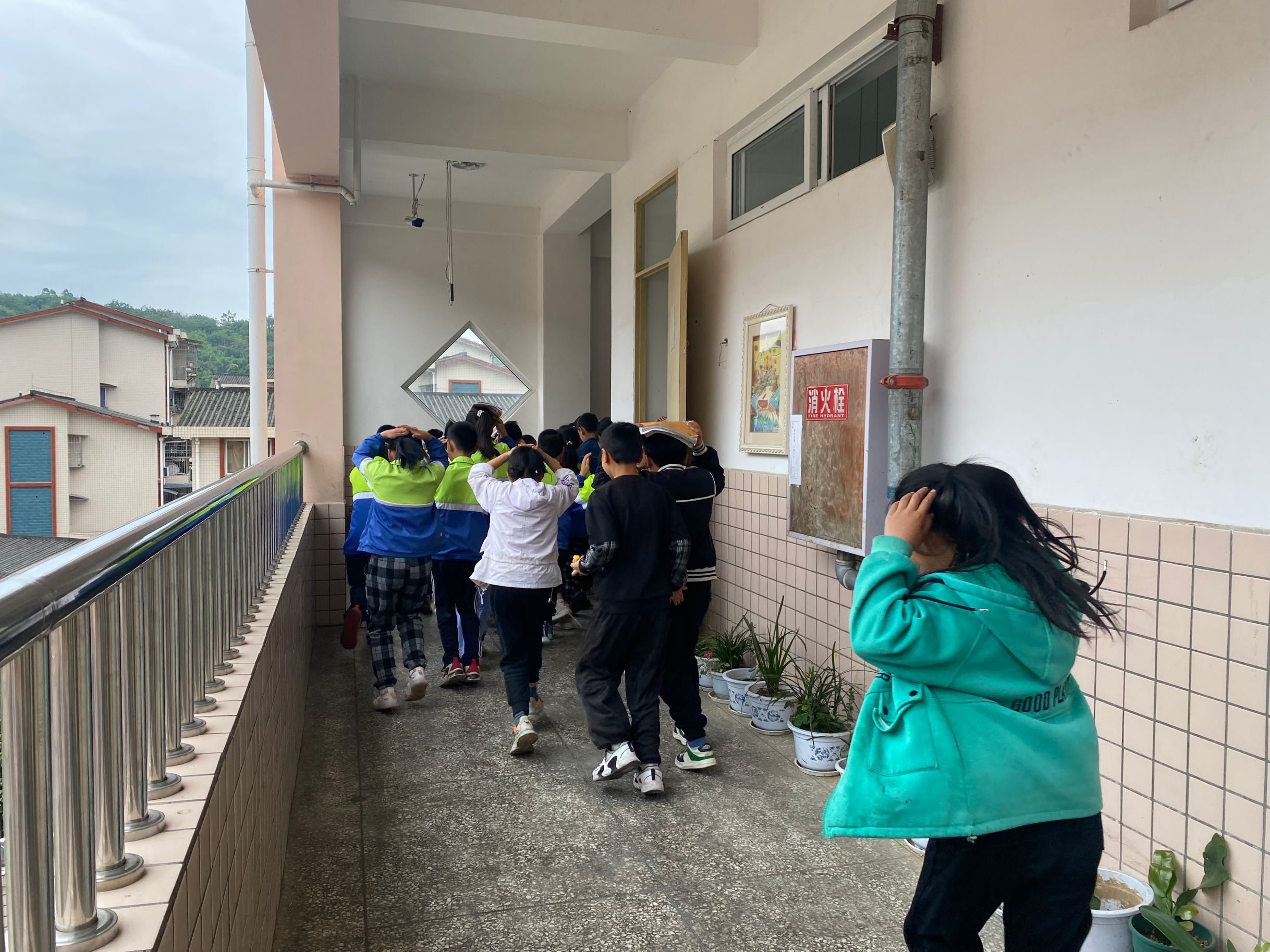 沙湾区福禄镇中心校扎实开展防灾减灾宣传教育