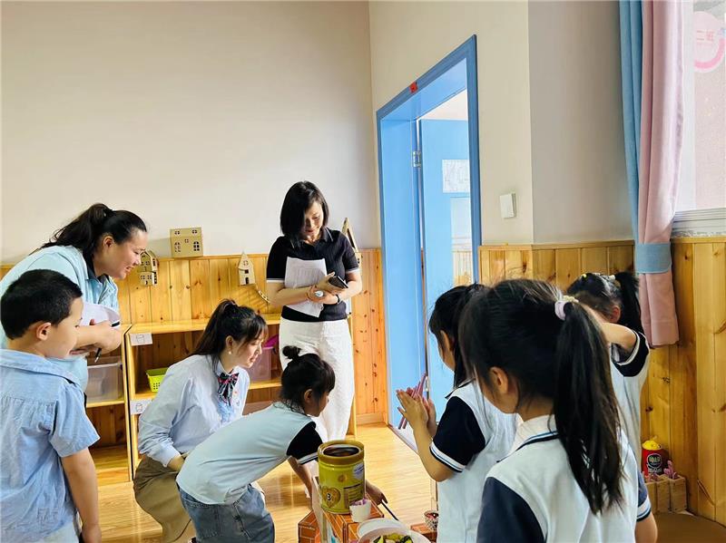 乐山市沙湾区绥山幼儿园通过市级示范园创建专家组评估