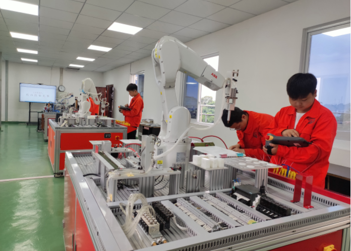 乐山市沙湾职中举行学生职业技能大赛