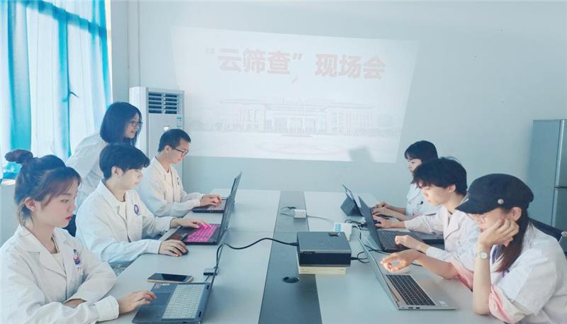 成都医学院“连线”农村中学开展抑郁症心理“云筛查”