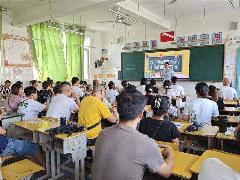 thumb_eba408c7-3eac-4b3d-bf3f-ce7f532a0890.jpg