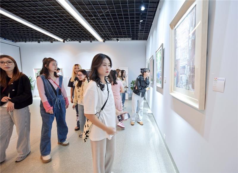 四川省第十届大学生艺术展演优秀艺术作品巡展首站在西华大学启动