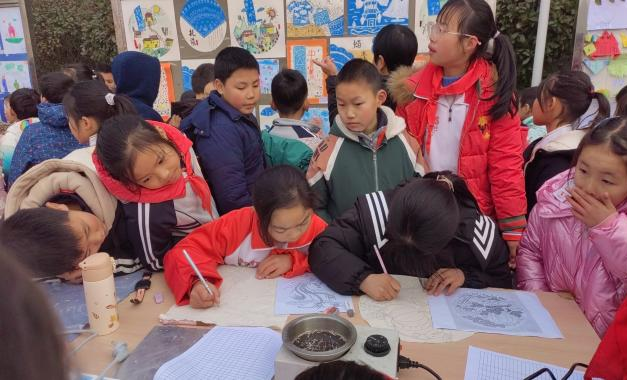 平昌县西兴小学举行庆元旦暨课后服务成果展示活动
