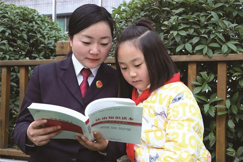 我们家的“小小检察官”