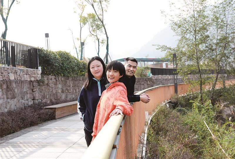 女儿是我们的“冠军”