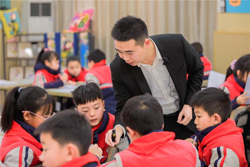 四川省第二届中小学校生态文明优质课展评活动举行