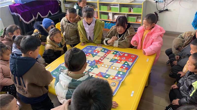新龙县：学好普通话 养成好习惯
