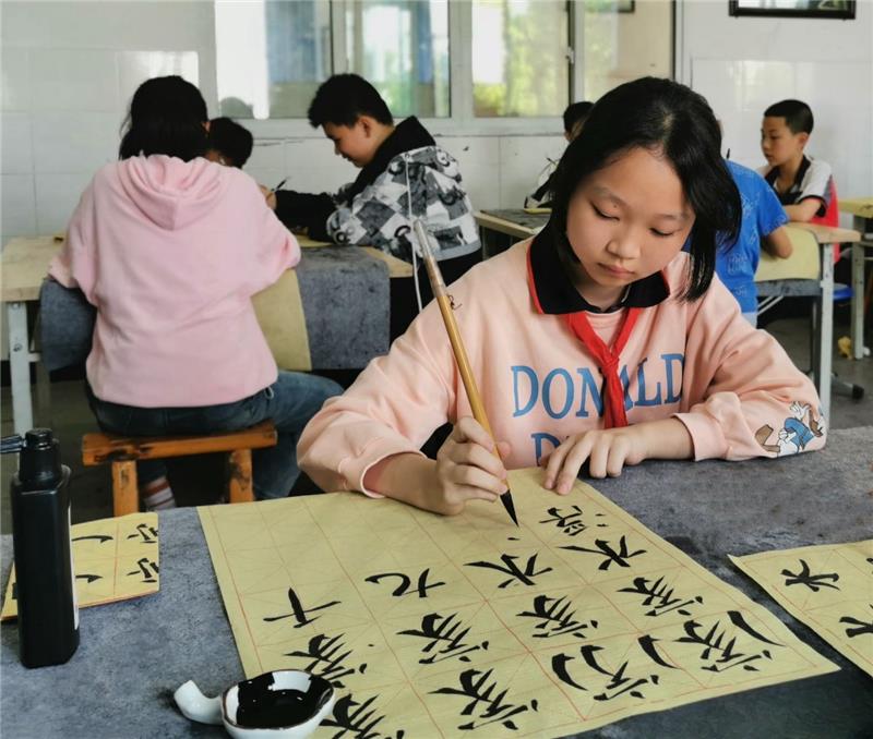 合江县先市镇中心校：让翰墨之香溢满校园