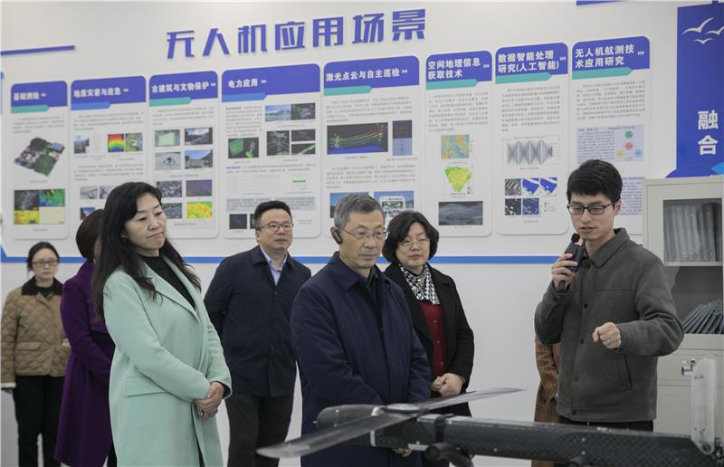 余孝其赴成都航空职业技术学院调研