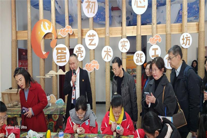 专家团调研岳池翔凤学校，共探教育新方向
