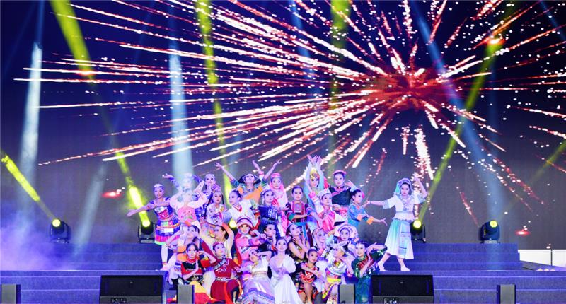 2025年眉山市东坡区青少年艺术展演活动举行