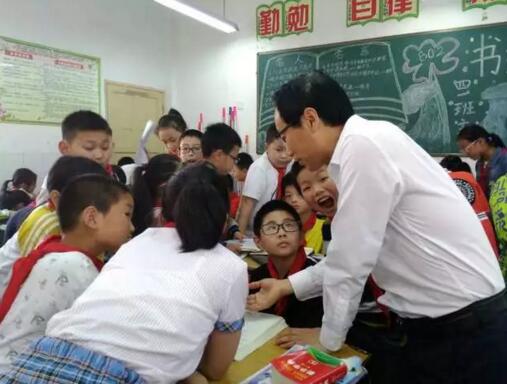 知识本位、教师本位、学生本位,最终都绕不开学科本位