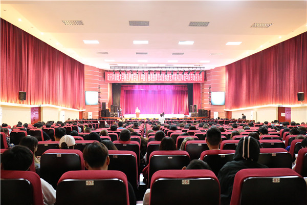 匈牙利佩奇大学代表团回访我省多所高校