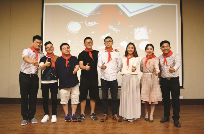 “我们长大啦” ——抗震救灾英雄少年十年成长的故事