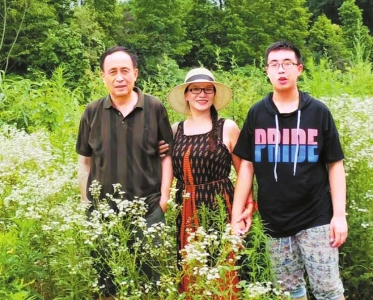 四川自闭症男孩考上大学：想设计无人驾驶的拖拉机
